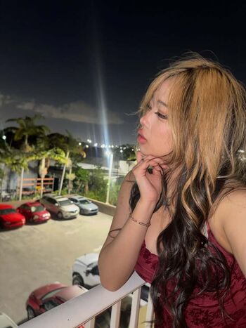 Full leaked Cellow page private onlyfans photo