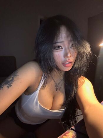 Full leaked Cellow page private onlyfans photo