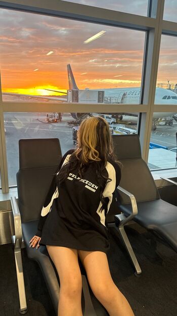 Full leaked Cellow page private onlyfans photo