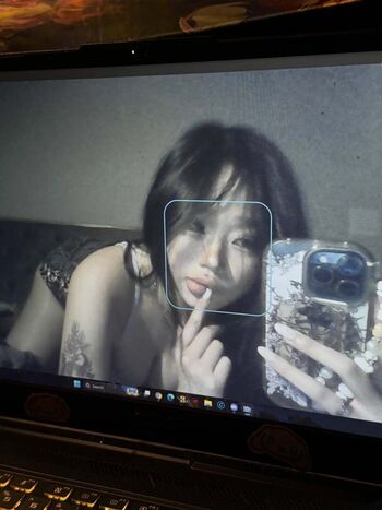 Full leaked Cellow page private onlyfans photo