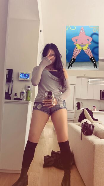 Full leaked Cellow page private onlyfans photo