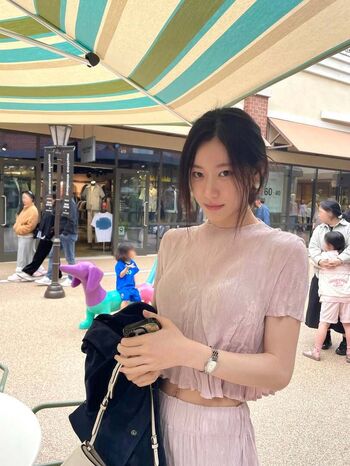 Full leaked Chaeryeong page private onlyfans photo