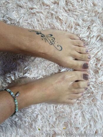 Full leaked Champagnefun private onlyfans photo