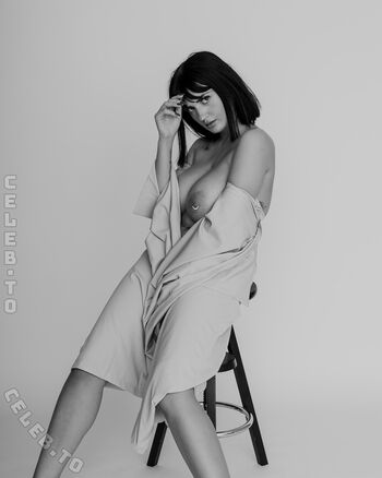 Full leaked Chanel page private onlyfans photo