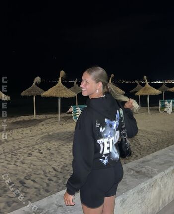 Full leaked Chantall smd private onlyfans photo