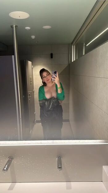 Full leaked Chantelletylerb private onlyfans photo