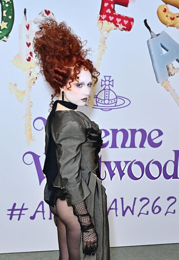 Full leaked Chappell roan page private onlyfans photo