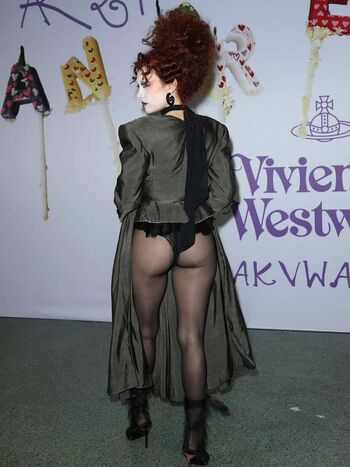 Full leaked Chappell roan private onlyfans photo