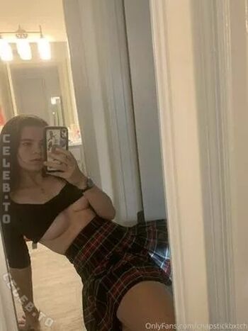 Full leaked Chapstickbxtch page private onlyfans photo