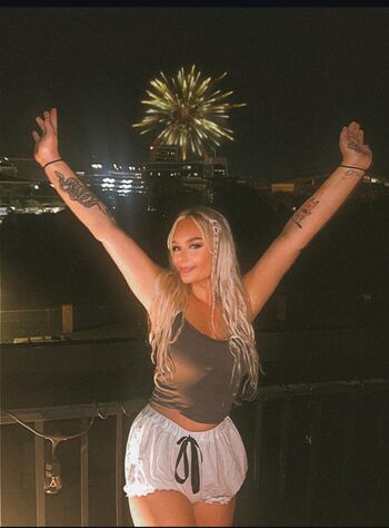 Full leaked Charley hellis private onlyfans photo