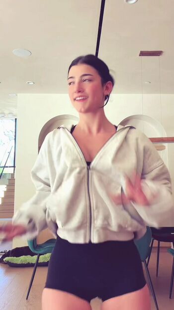 Full leaked Charli d amelio page private onlyfans photo