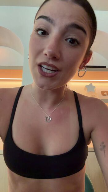Full leaked Charli d amelio page private onlyfans photo