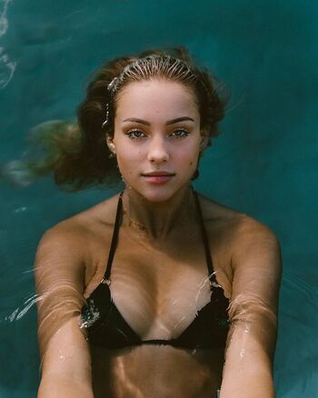 Full leaked Charly jordan  page private onlyfans photo