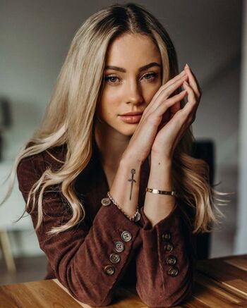 Full leaked Charly jordan  page private onlyfans photo