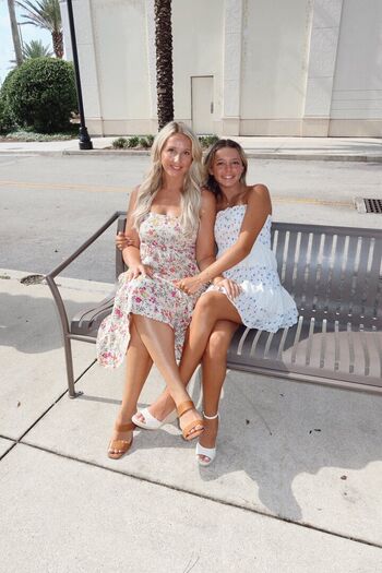 Chasity and Elli Nolan