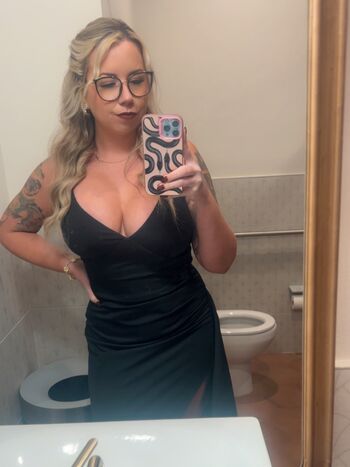 Full leaked Chelsea gardner private onlyfans photo