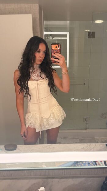 Full leaked Chelsea green private onlyfans photo