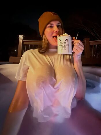 Full leaked Chelsea wilde private onlyfans photo