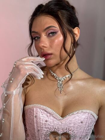 Full leaked Cherrishlulu private onlyfans photo