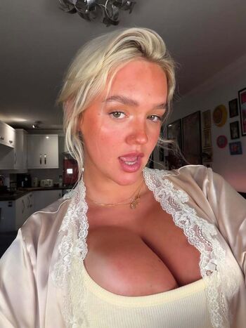 Full leaked Cherry gum private onlyfans photo