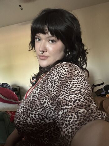 Full leaked Cherry velora private onlyfans photo