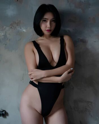 Full leaked Cherrychayomi page private onlyfans photo