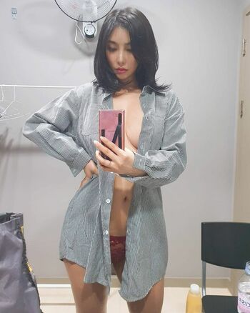 Full leaked Cherrychayomi page private onlyfans photo