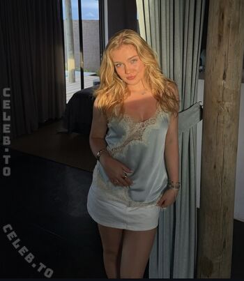 Full leaked Chiara tews private onlyfans photo