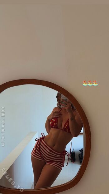 Full leaked Chiaradom private onlyfans photo