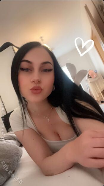 Full leaked Chiarajolin private onlyfans photo