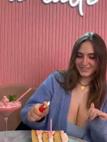 Full leaked Chiri francesca page private onlyfans photo