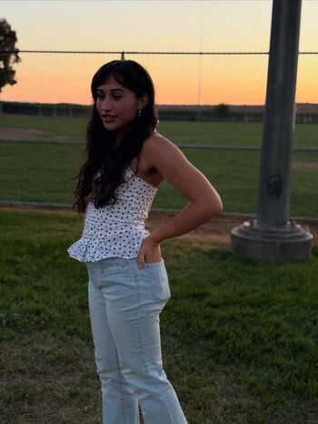 Full leaked Chloe cole private onlyfans photo