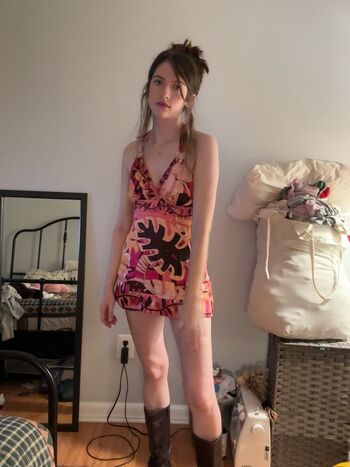 Full leaked Chloe longname private onlyfans photo