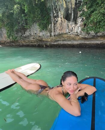 Full leaked Chloepriv private onlyfans photo