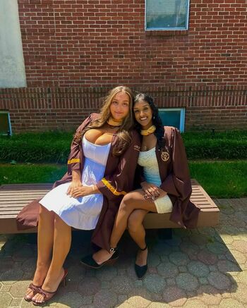 Full leaked Chlohansen private onlyfans photo