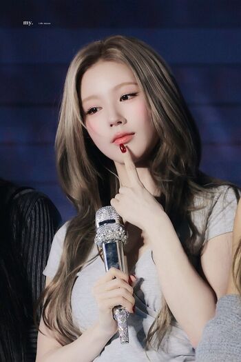 Full leaked Cho mi yeon miyeon i dle g i dle private onlyfans photo