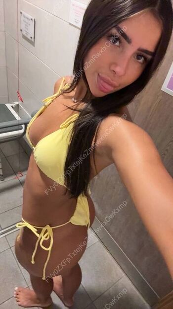 Full leaked Christabellaeee private onlyfans photo