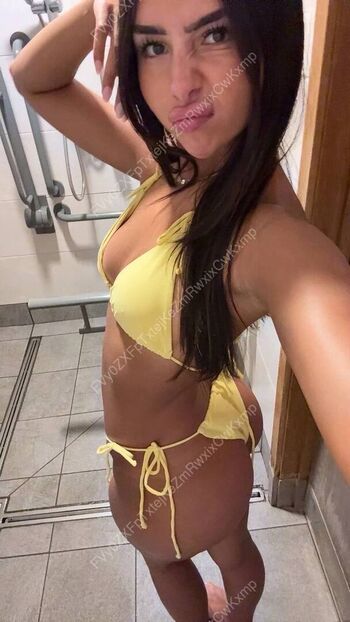 Full leaked Christabellaeee private onlyfans photo