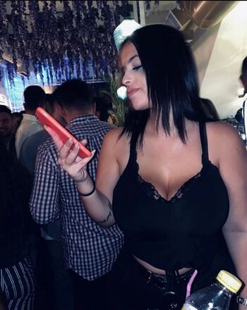 Full leaked Chrysanthie page private onlyfans photo