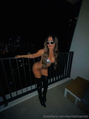 Chrysten Zenoni