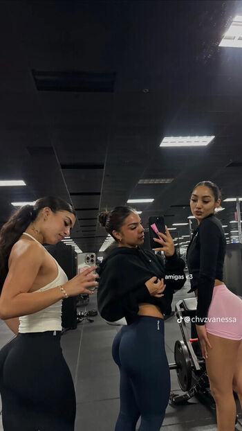 Full leaked Chvzvanessa page private onlyfans photo