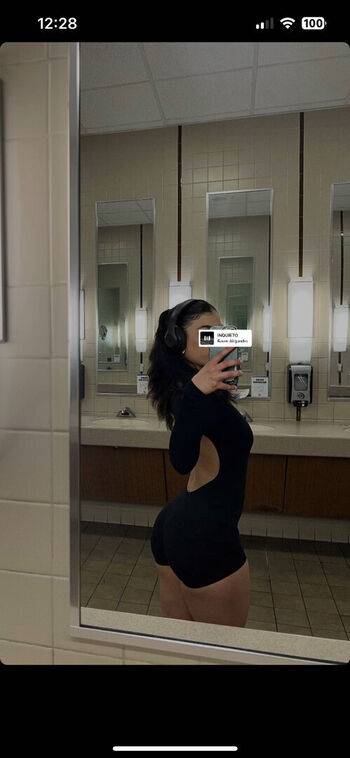 Full leaked Chvzvanessa private onlyfans photo