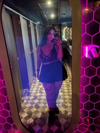 Full leaked Chx rliex private onlyfans photo