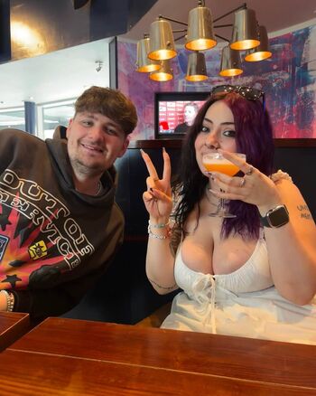 Full leaked Chx rliex private onlyfans photo