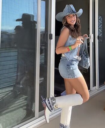 Full leaked Cierrabrickley page private onlyfans photo