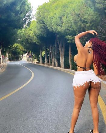 Full leaked Cikolatabetter private onlyfans photo