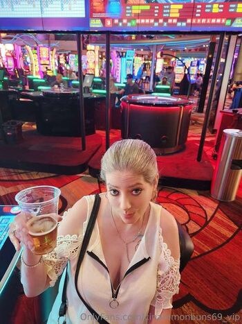 Full leaked Cinammonbuns vip private onlyfans photo