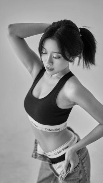 Full leaked Cindythiaap page private onlyfans photo