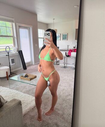 Full leaked Cindyxxchen private onlyfans photo