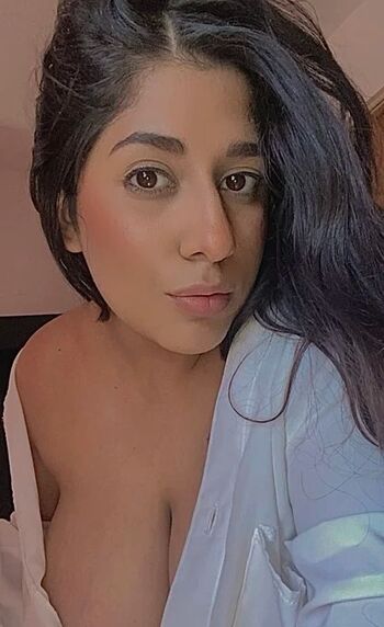 Full leaked Cinthia de leon private onlyfans photo